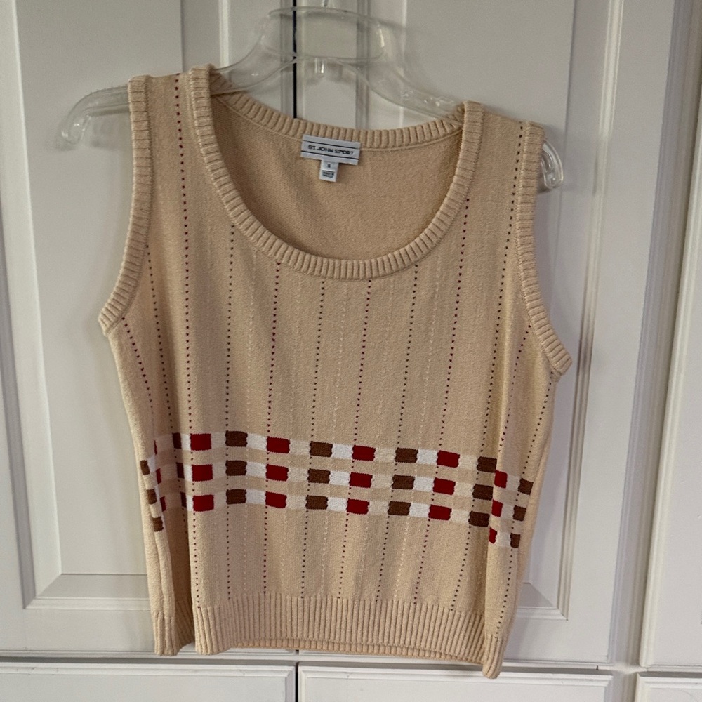 Cream and Red Sleeveless Knit Top